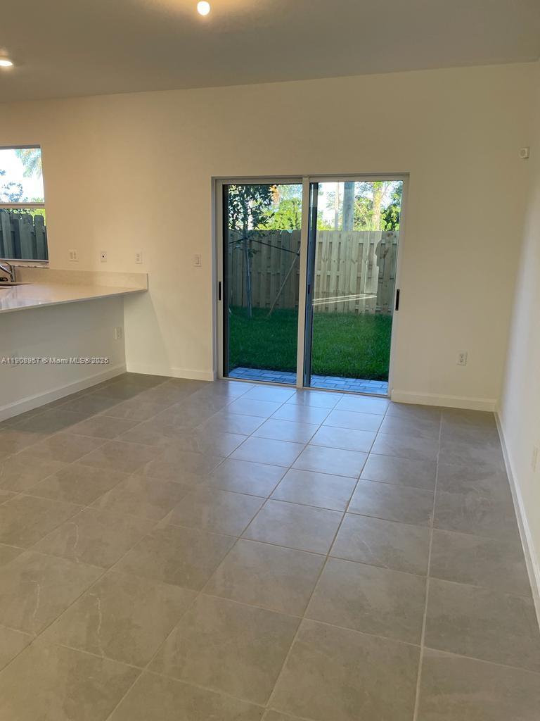 CEDER POINT - Residential