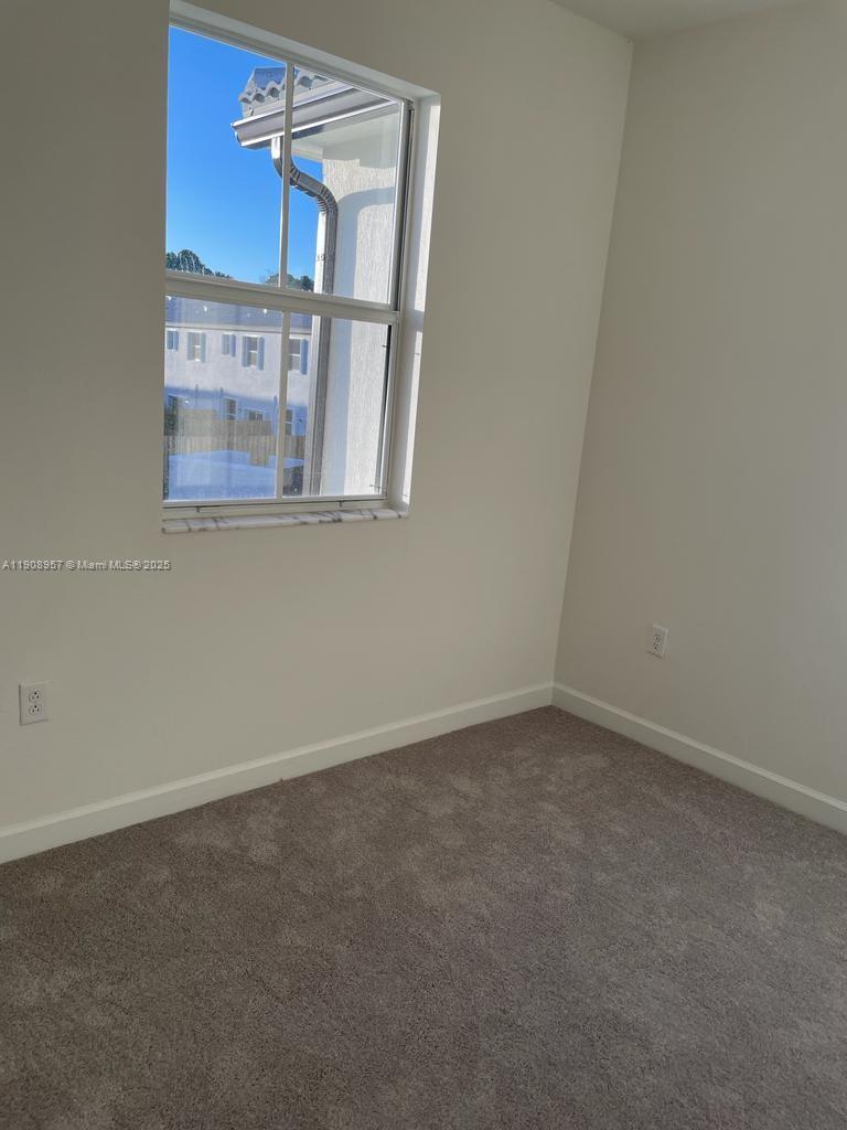 CEDER POINT - Residential