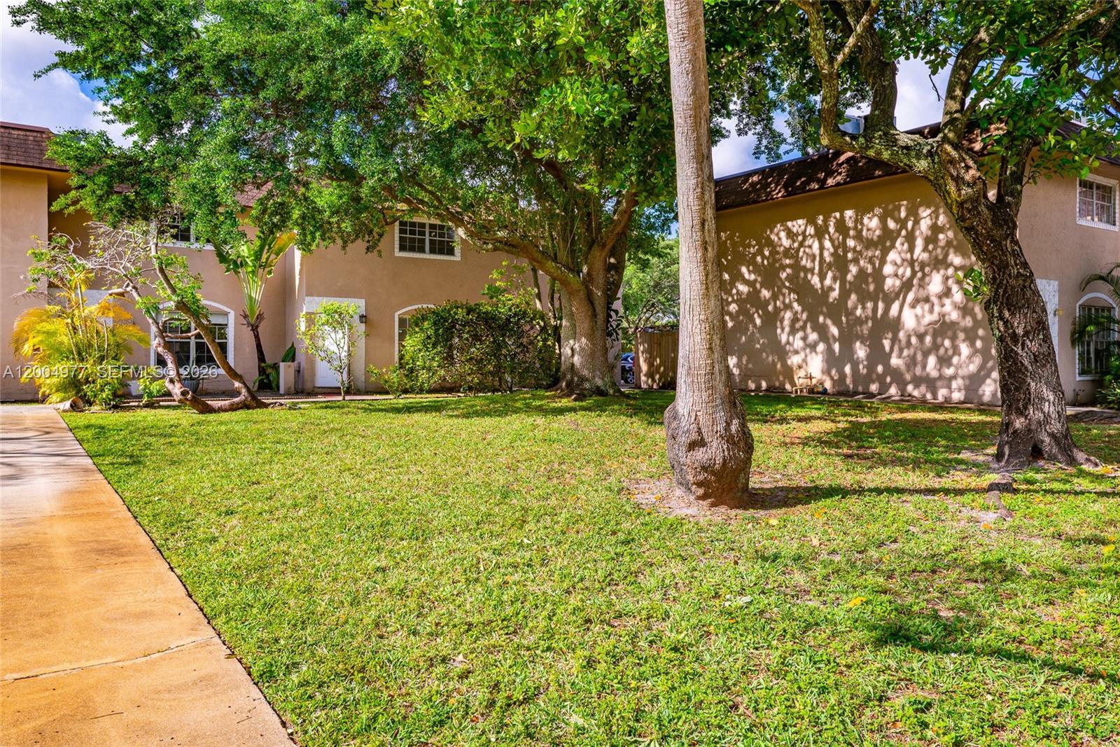 TAM OSHANTER GARDENS FAMIl - Residential