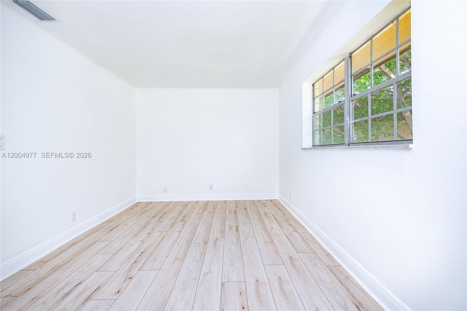 TAM OSHANTER GARDENS FAMIl - Residential