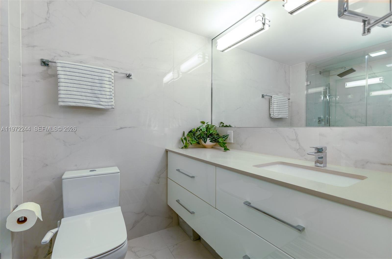 YACHT CLUB AT PORTOFINO C - Residential Lease