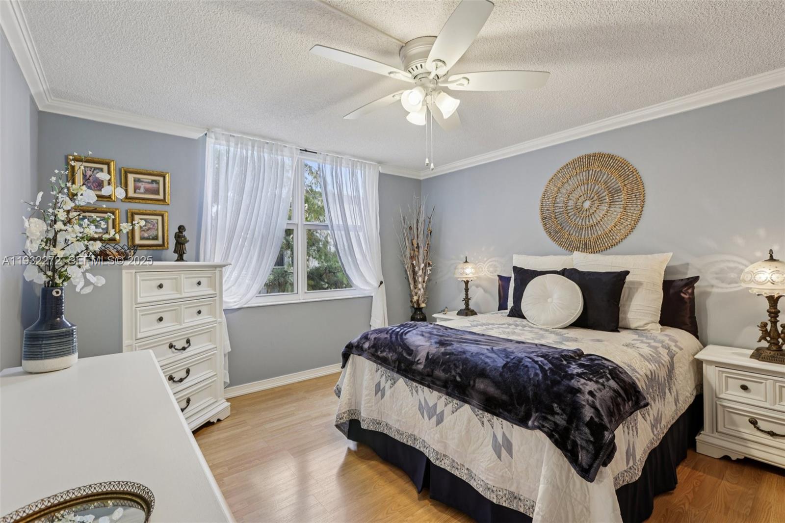 CYPRESS CHASE CONDO NO 3 - Residential