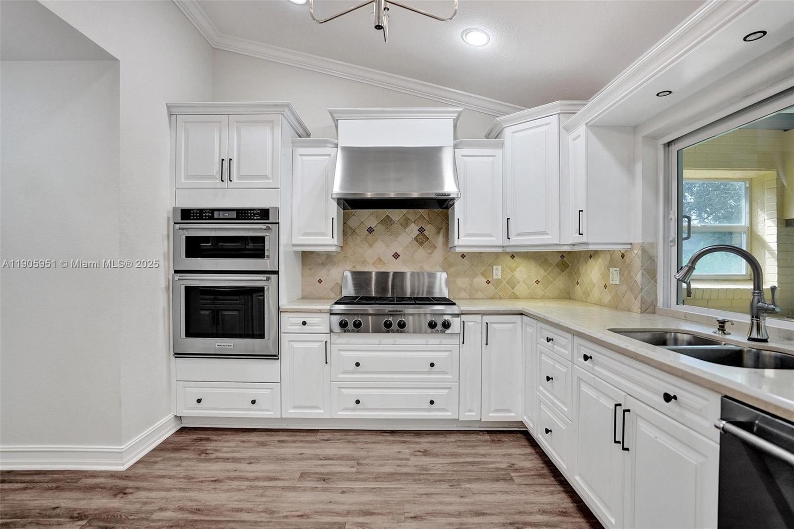 BOCA TIERRA 2ND SEC - Residential Lease