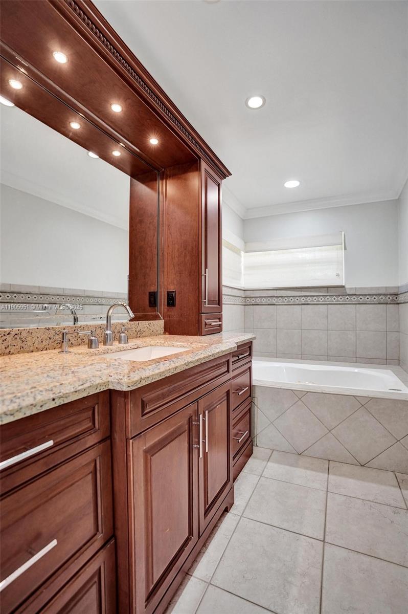 BOCA TIERRA 2ND SEC - Residential Lease