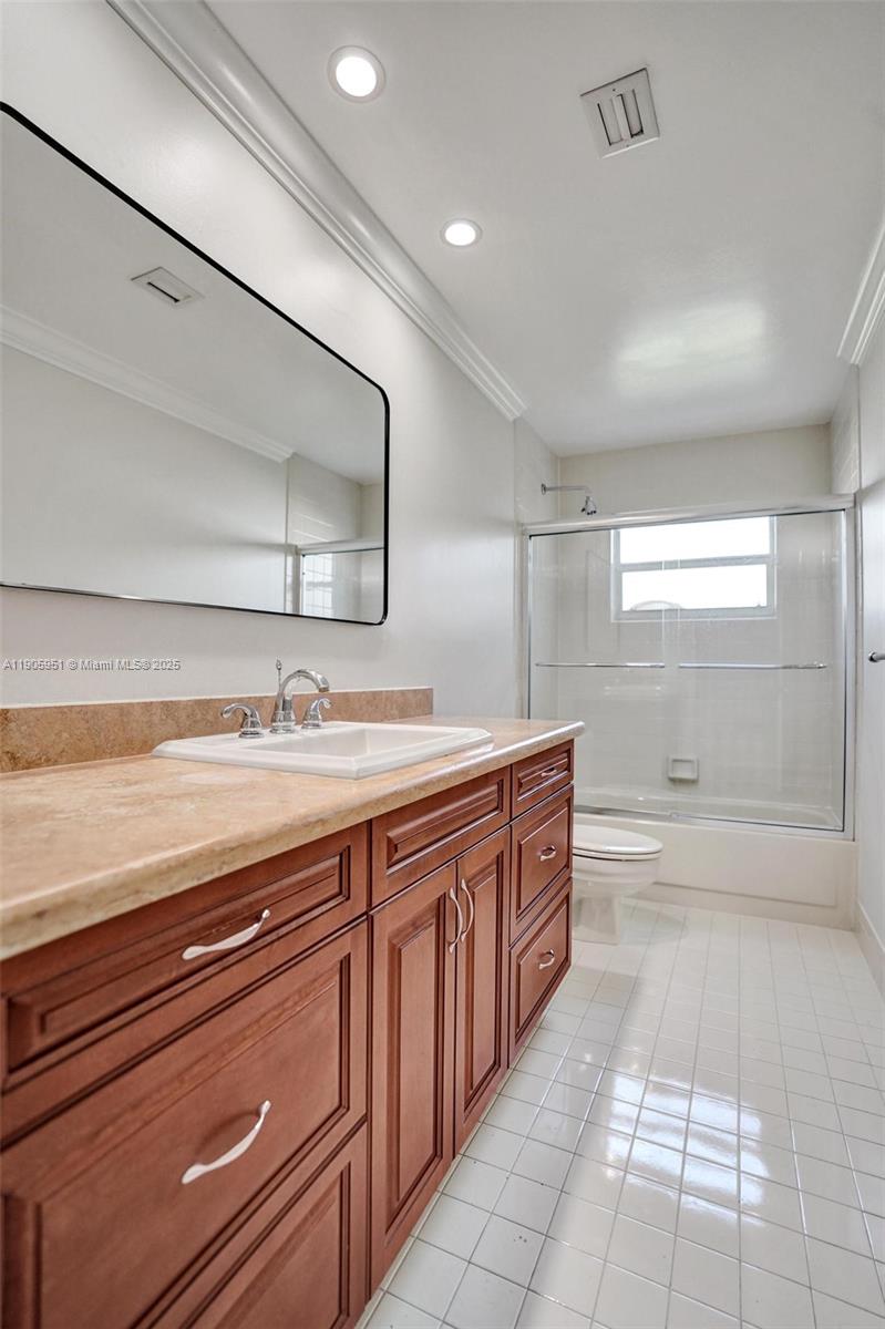 BOCA TIERRA 2ND SEC - Residential Lease