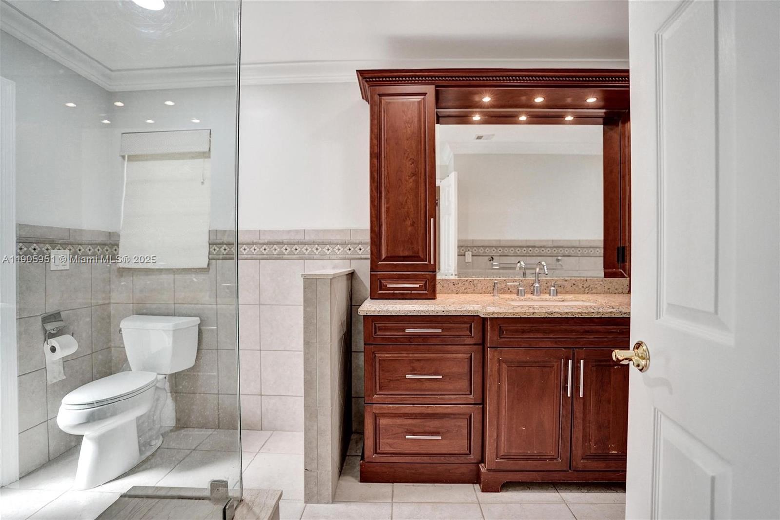 BOCA TIERRA 2ND SEC - Residential Lease