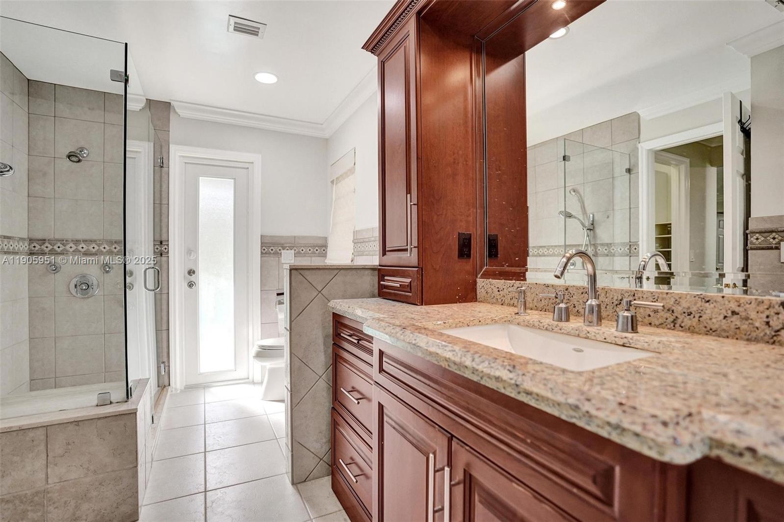 BOCA TIERRA 2ND SEC - Residential Lease