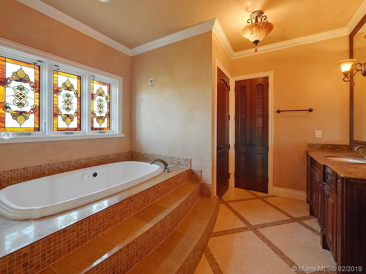 NAUTILUS SUB - Residential