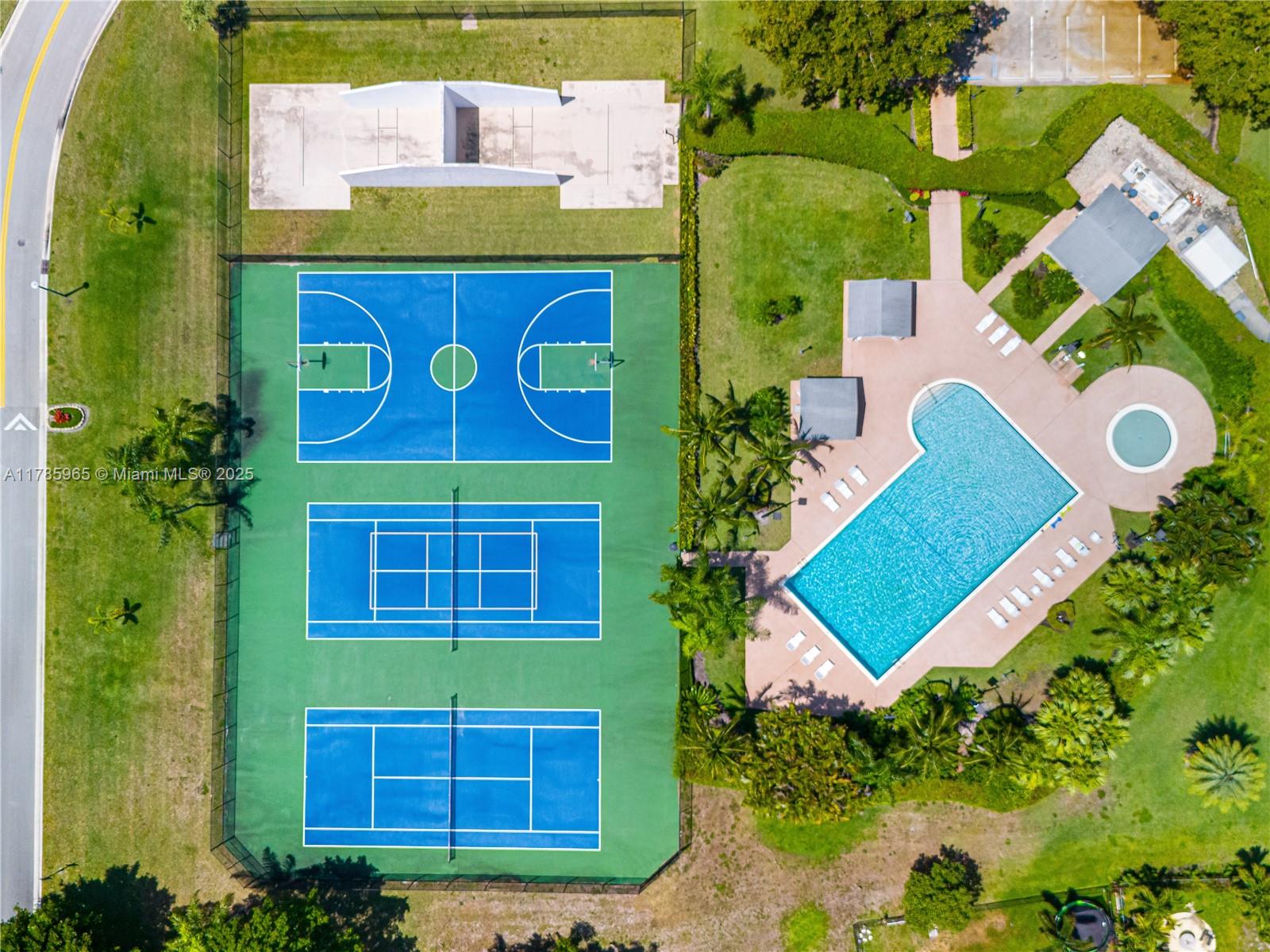 COUNTRY PARK AT BOCA RATO - Residential