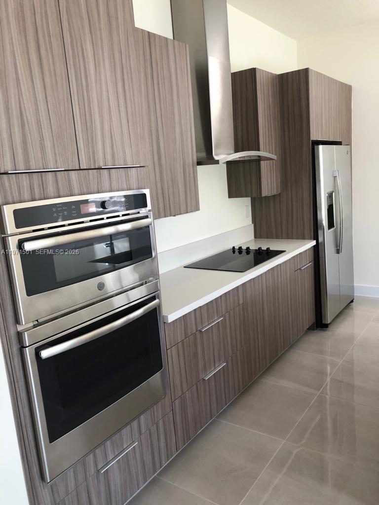 DUNNWOODY LAKE - Residential