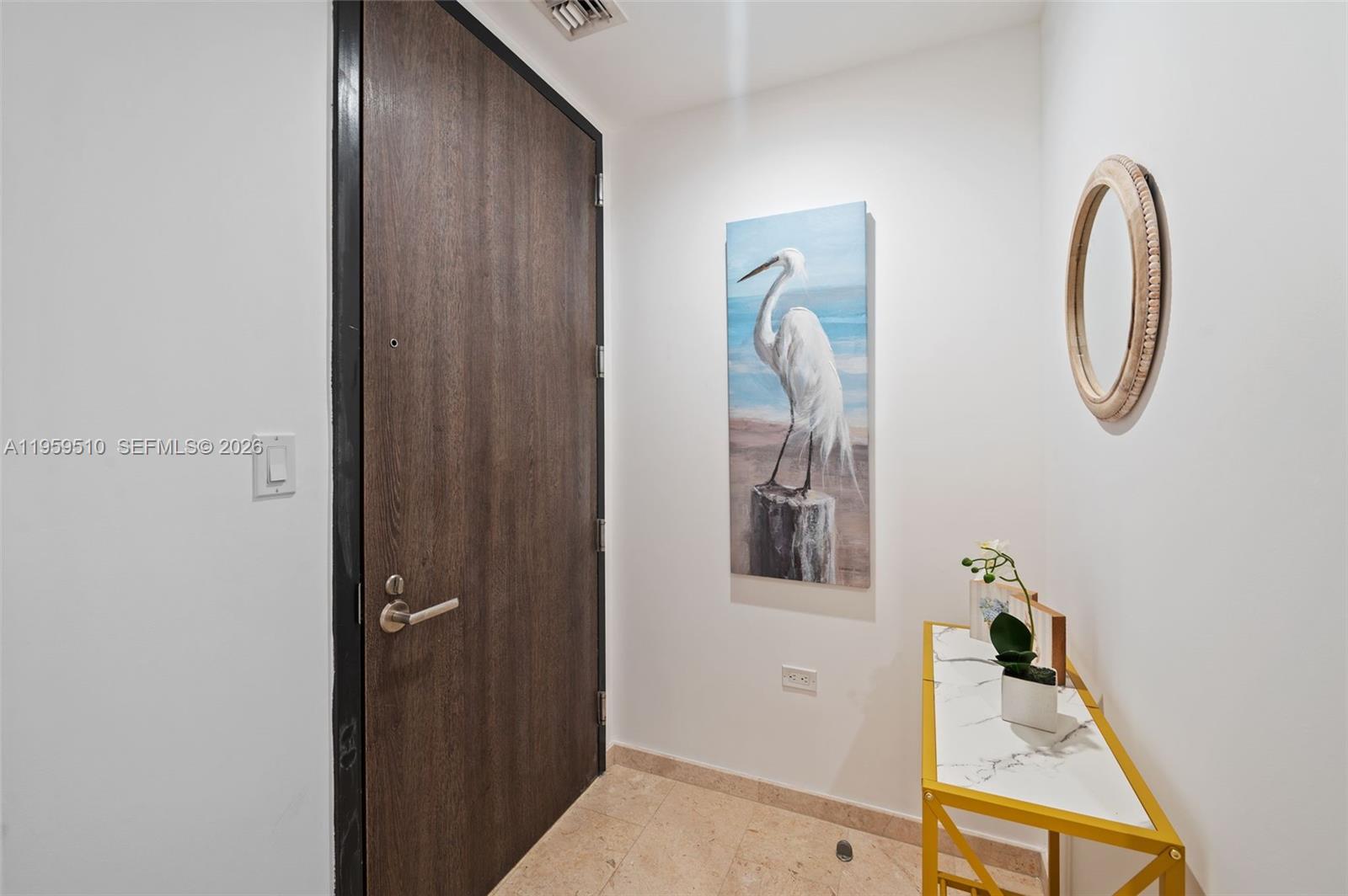 RISE CONDO - Residential