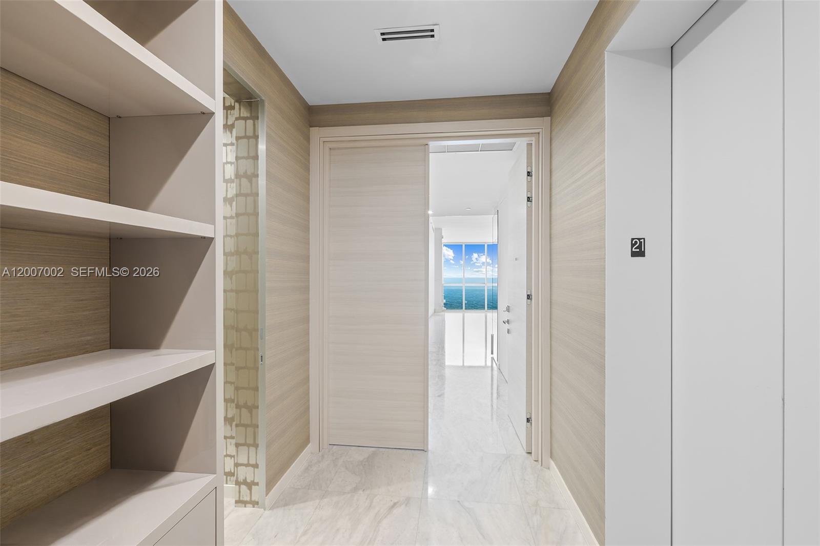 100 S Pointe Dr 2107