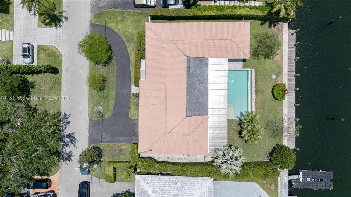 1140 San Pedro Ave