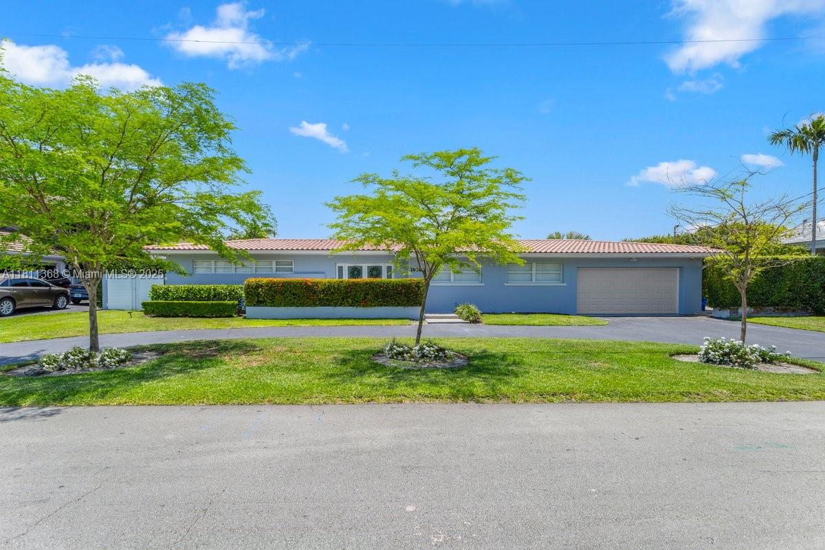 CORAL BAY SEC B - Residential