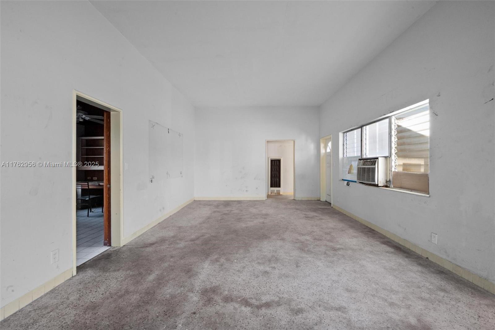 1601 NE 14th St