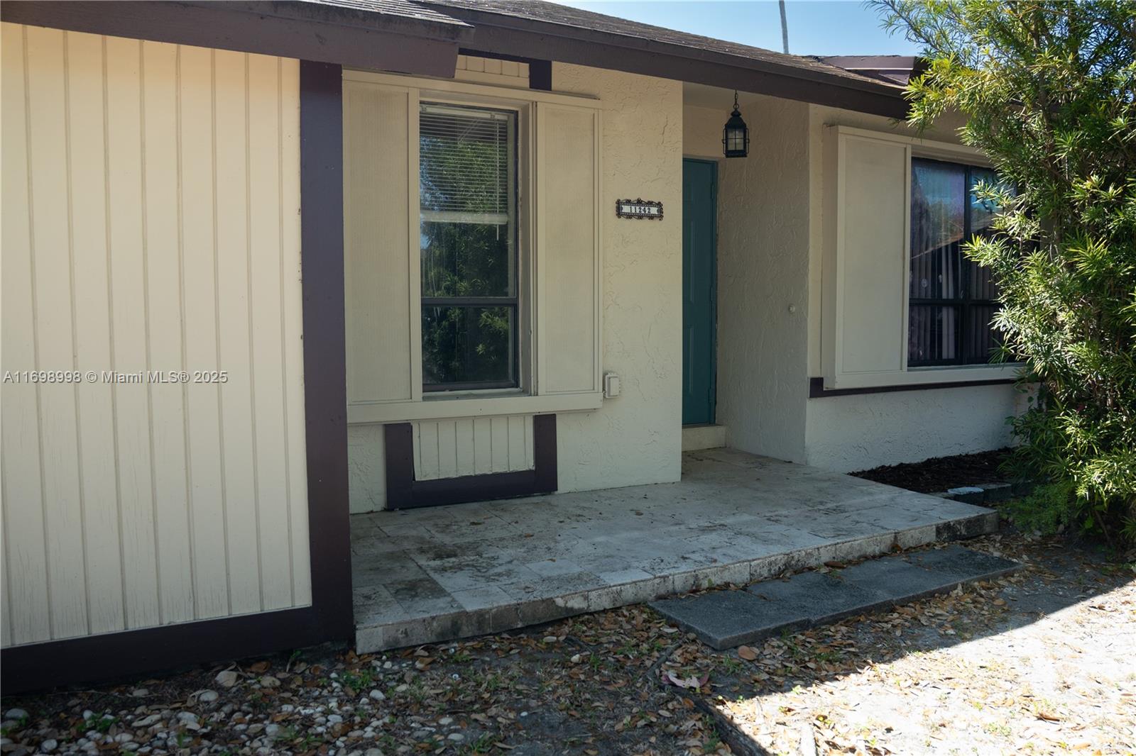 Address Not Disclosed, Miami, Broward County, Florida - 2 Bedrooms  
1 Bathrooms - 