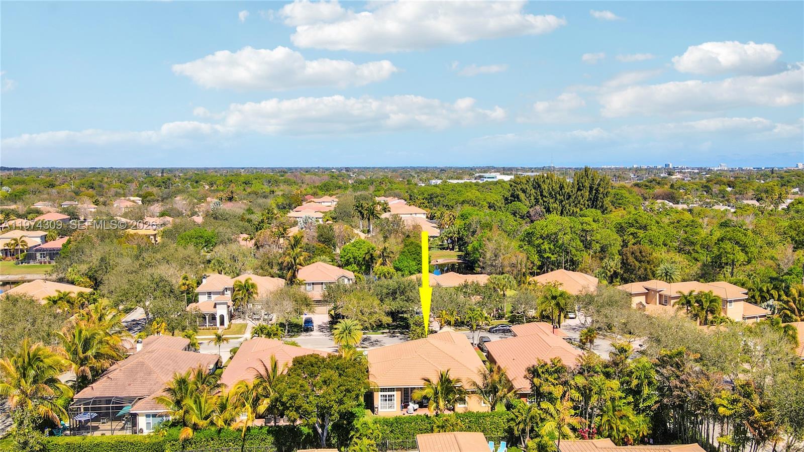 PINES ON PENNOCK LANE PUD - Residential Lease