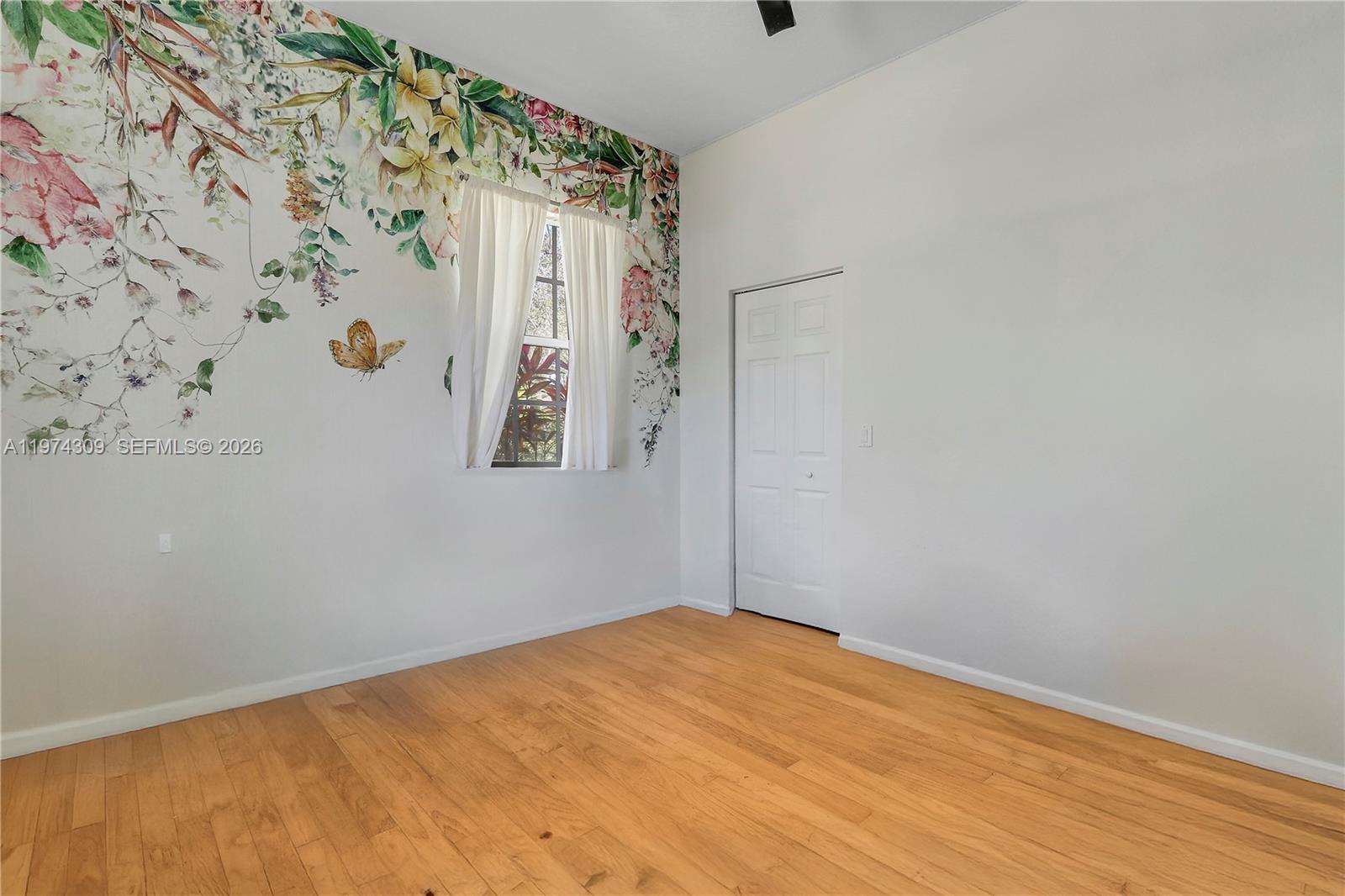 PINES ON PENNOCK LANE PUD - Residential Lease