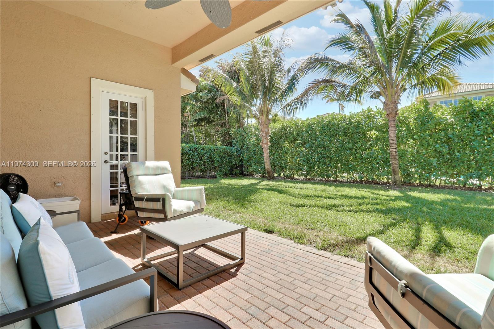 PINES ON PENNOCK LANE PUD - Residential Lease