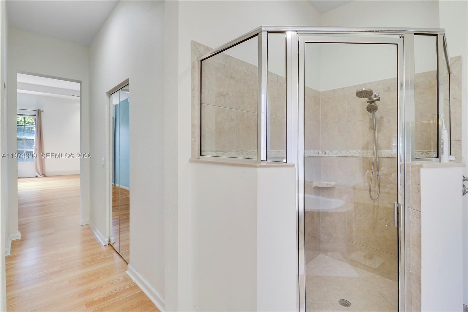 PINES ON PENNOCK LANE PUD - Residential Lease