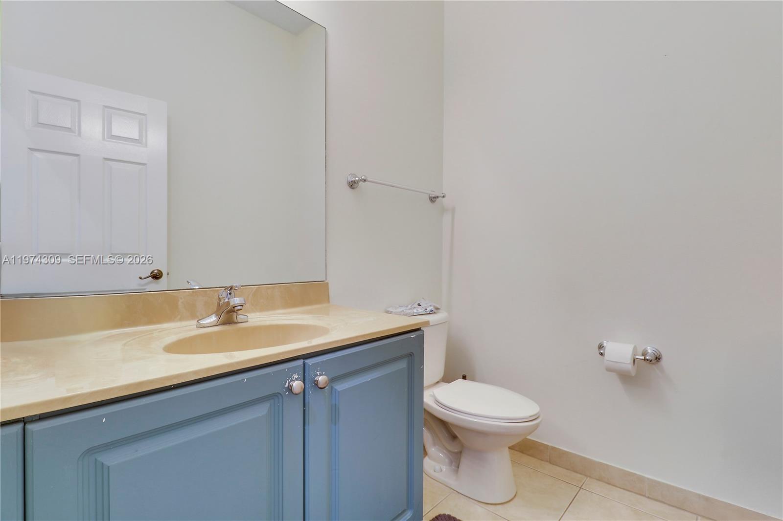 PINES ON PENNOCK LANE PUD - Residential Lease