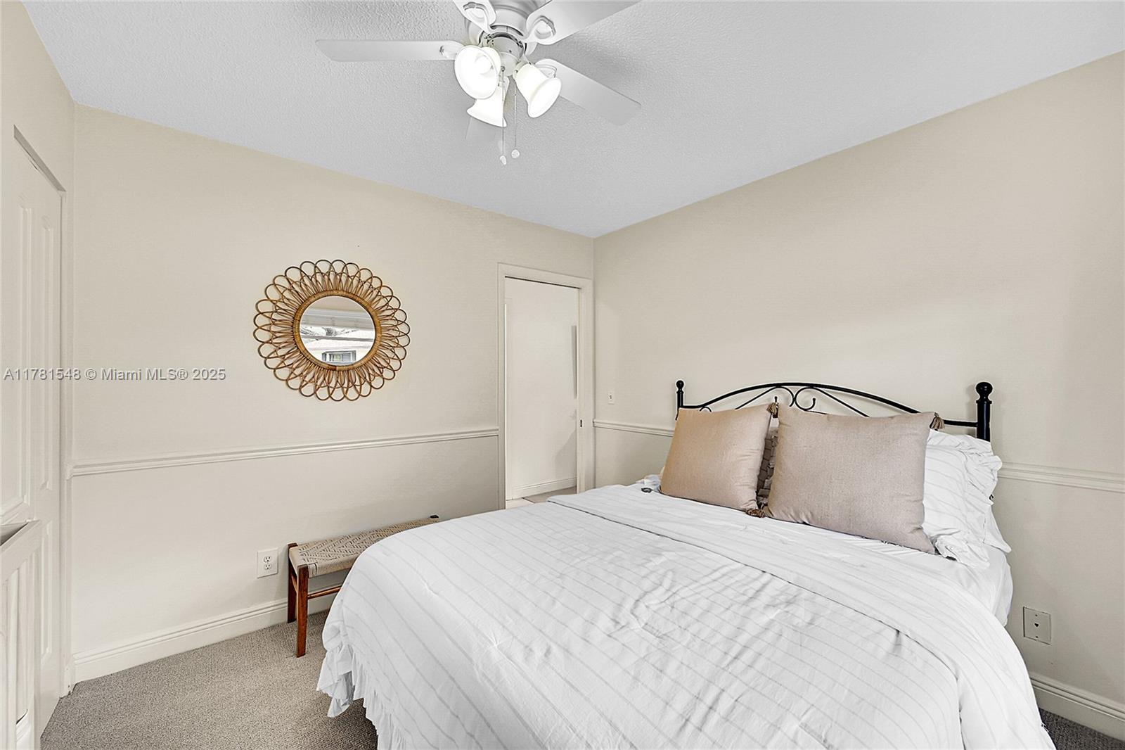 ISLA MERITA HOMES II COND - Residential