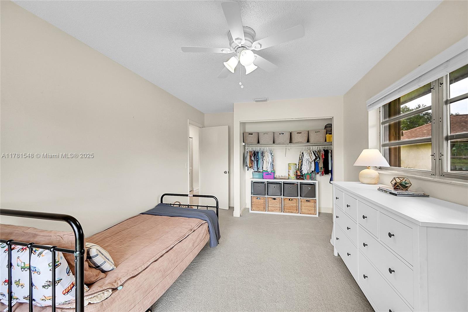 ISLA MERITA HOMES II COND - Residential