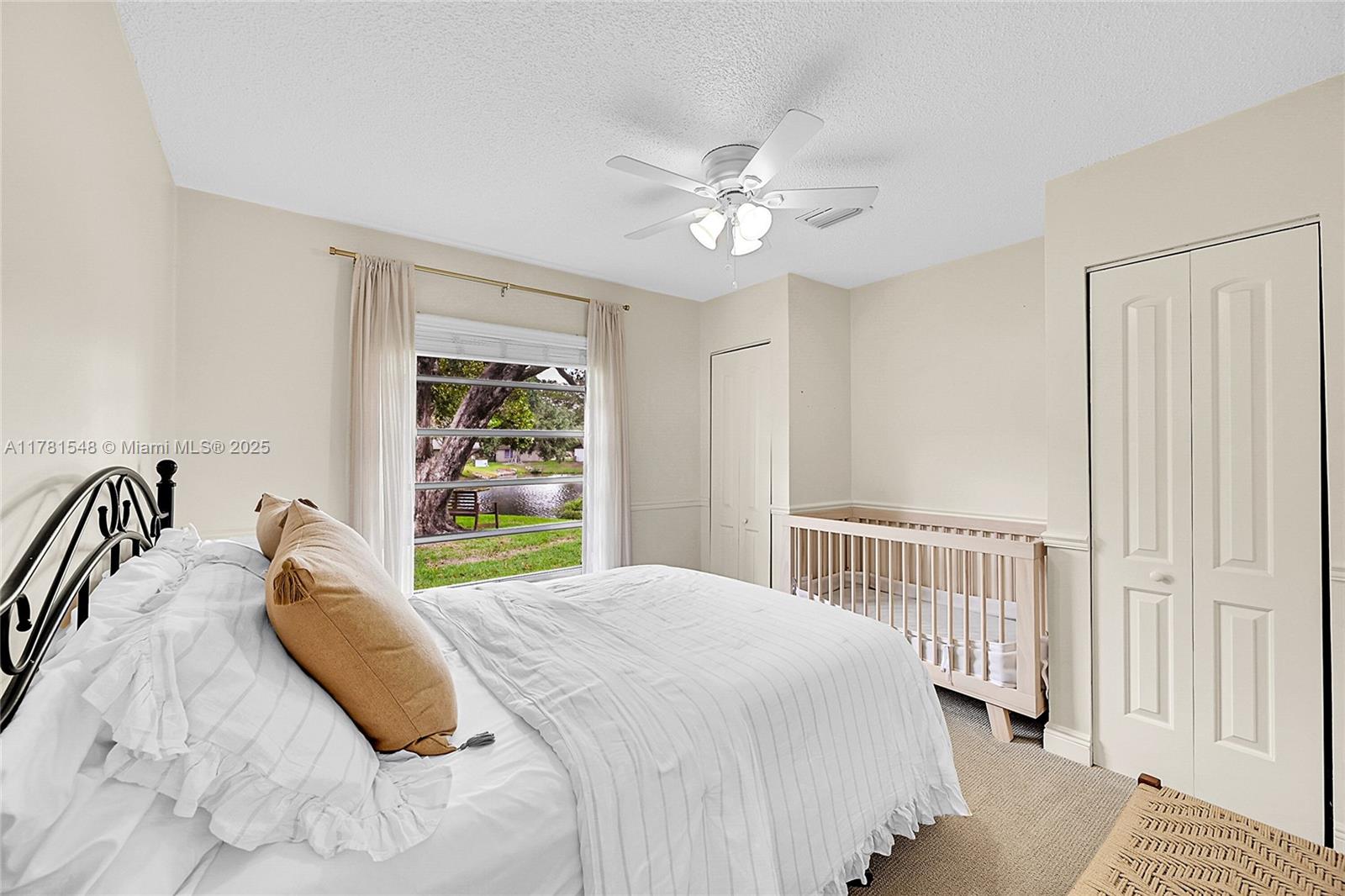 ISLA MERITA HOMES II COND - Residential