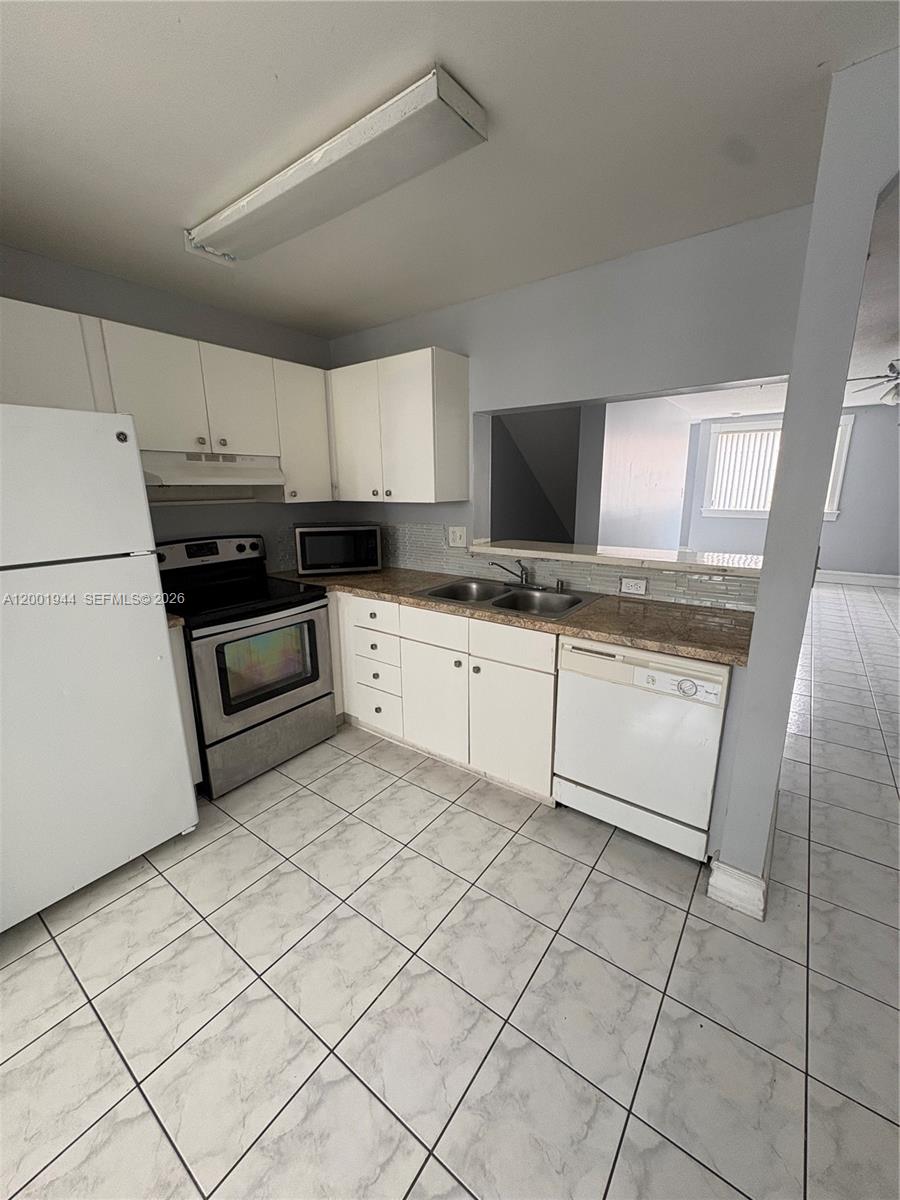 CHRISTY PLACE VILLAS & - Residential