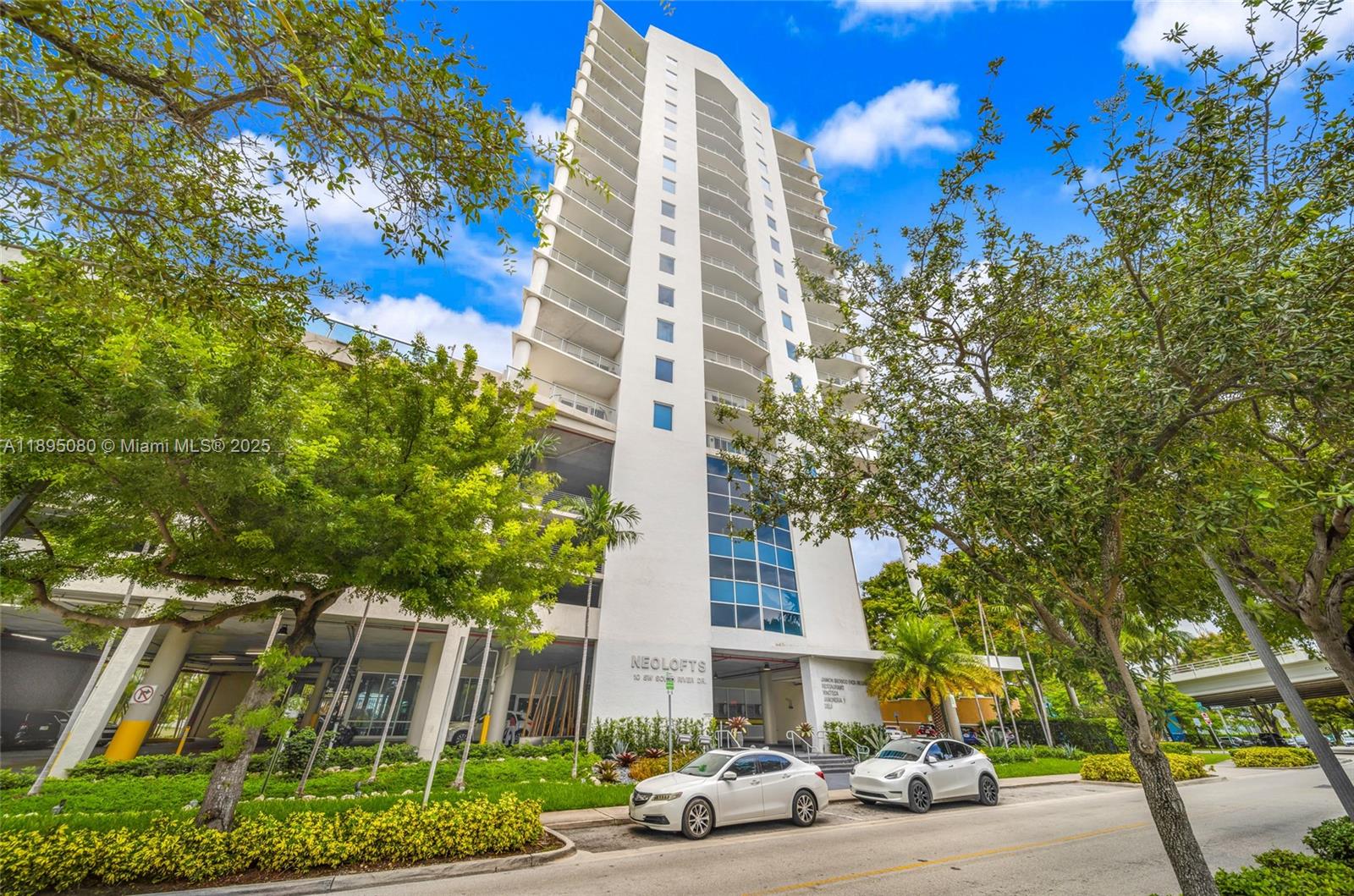 NEO CONDO - Residential Lease