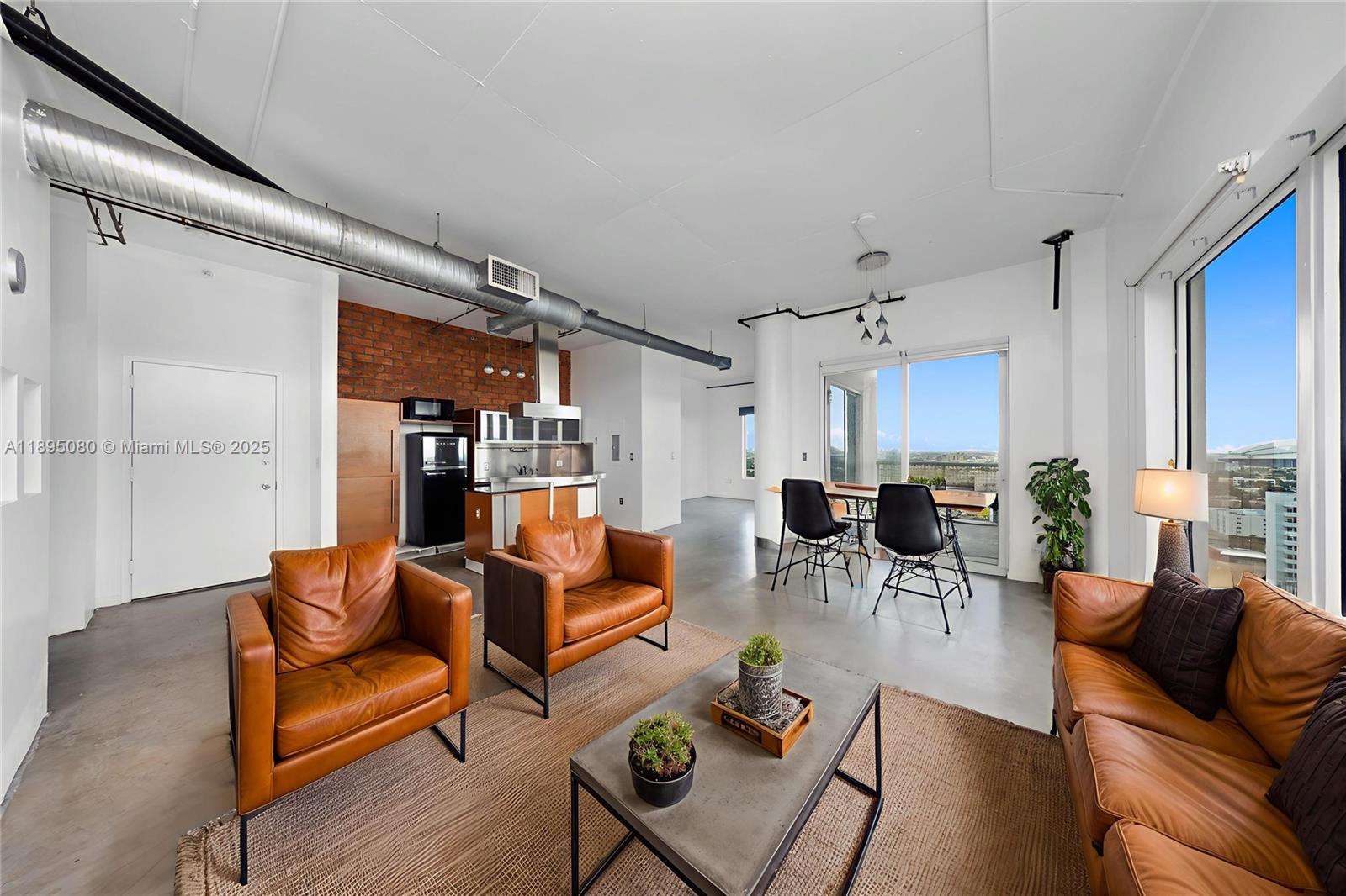 NEO CONDO - Residential Lease