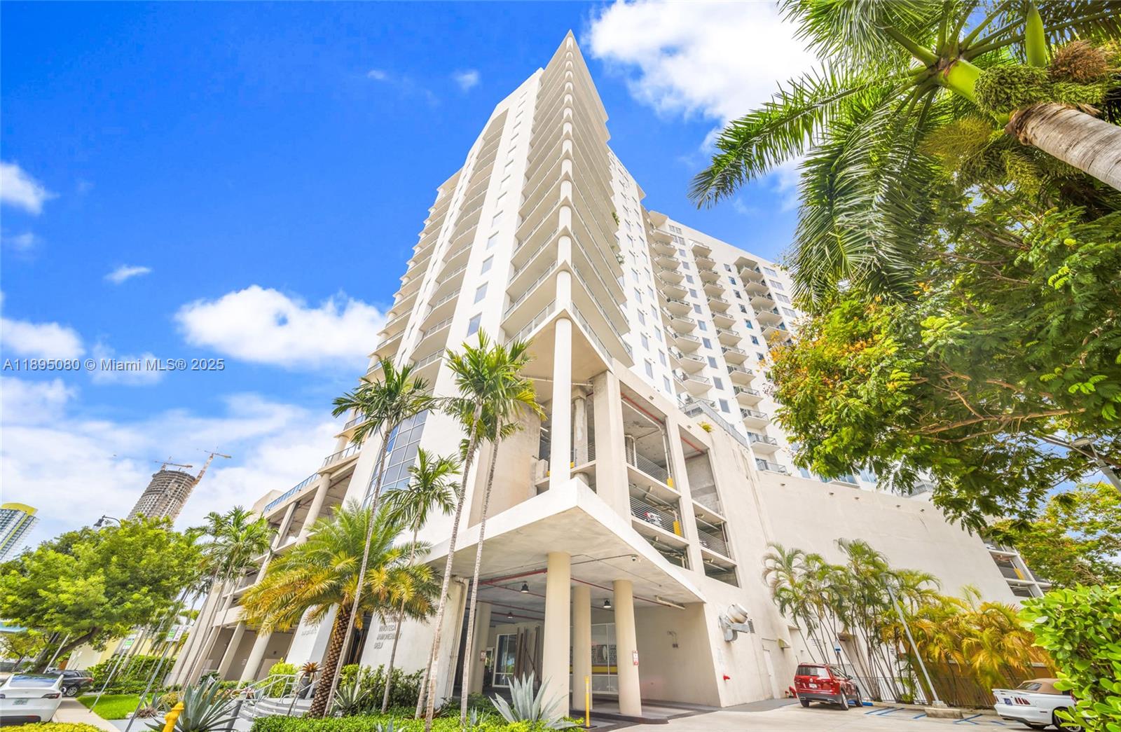 NEO CONDO - Residential Lease