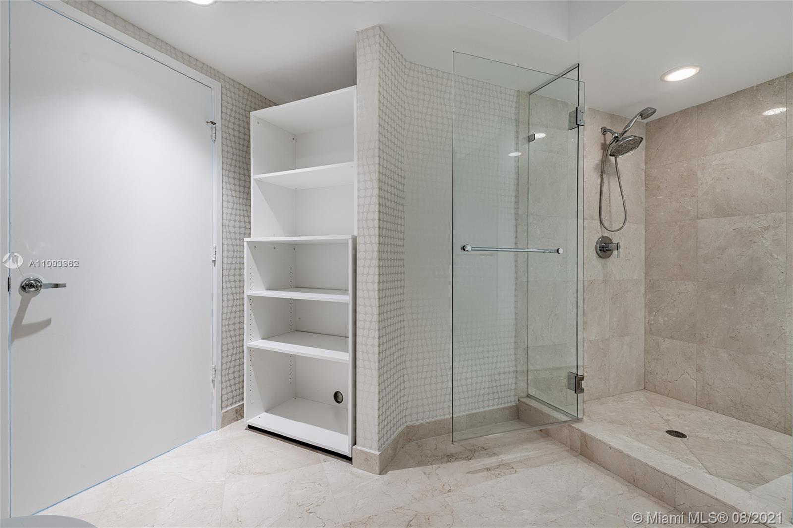 ST TROPEZ ON THE BAY III - Residential Lease