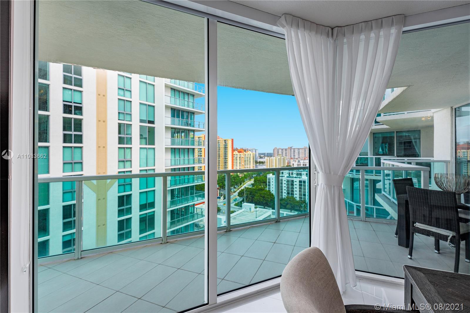 ST TROPEZ ON THE BAY III - Residential Lease