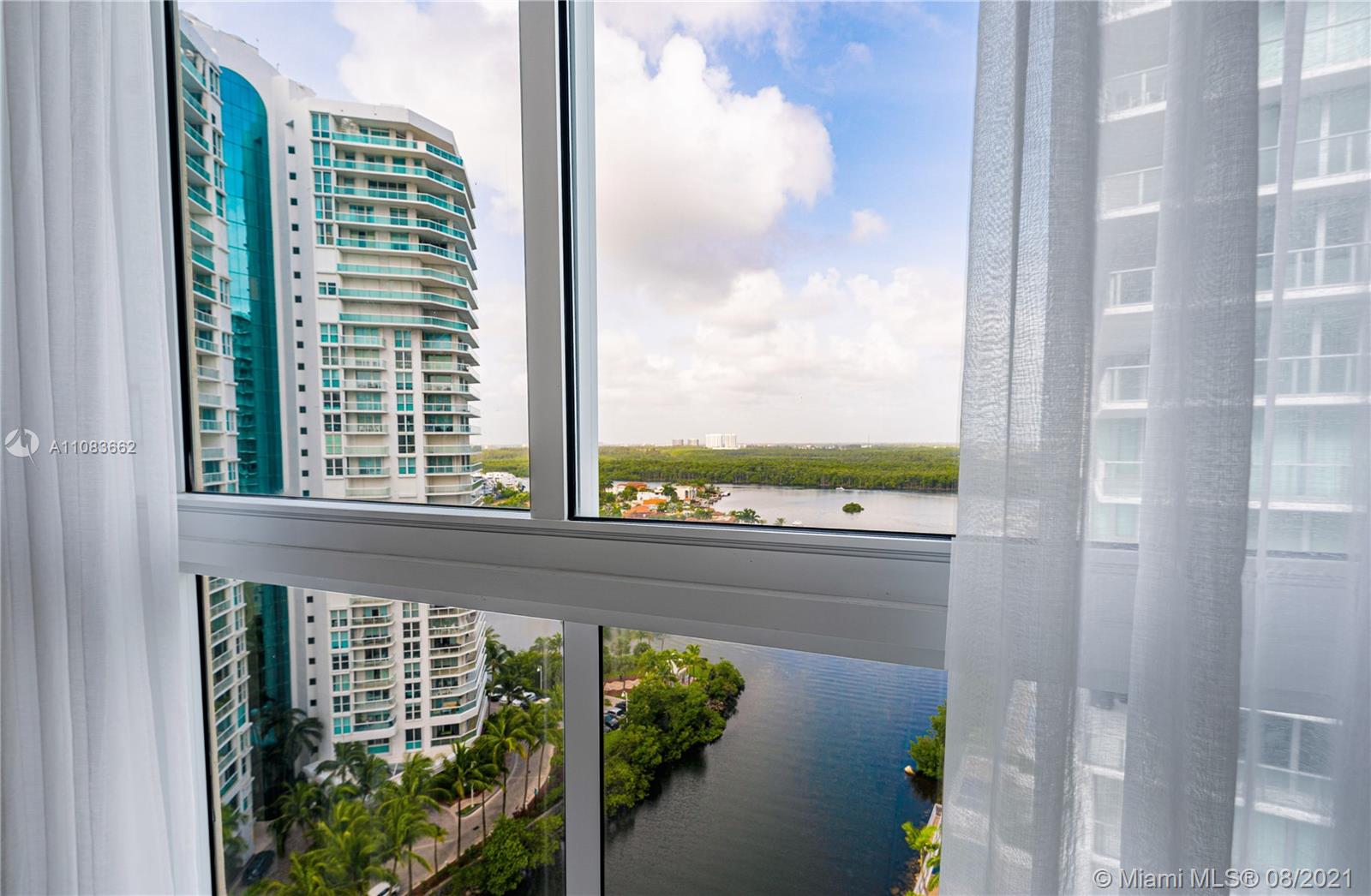 ST TROPEZ ON THE BAY III - Residential Lease