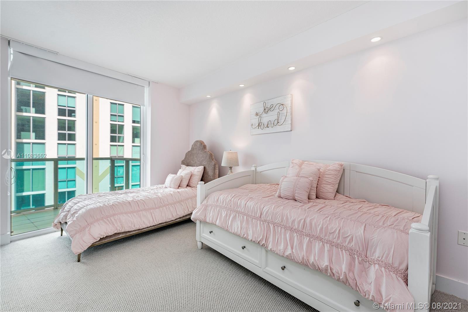 ST TROPEZ ON THE BAY III - Residential Lease