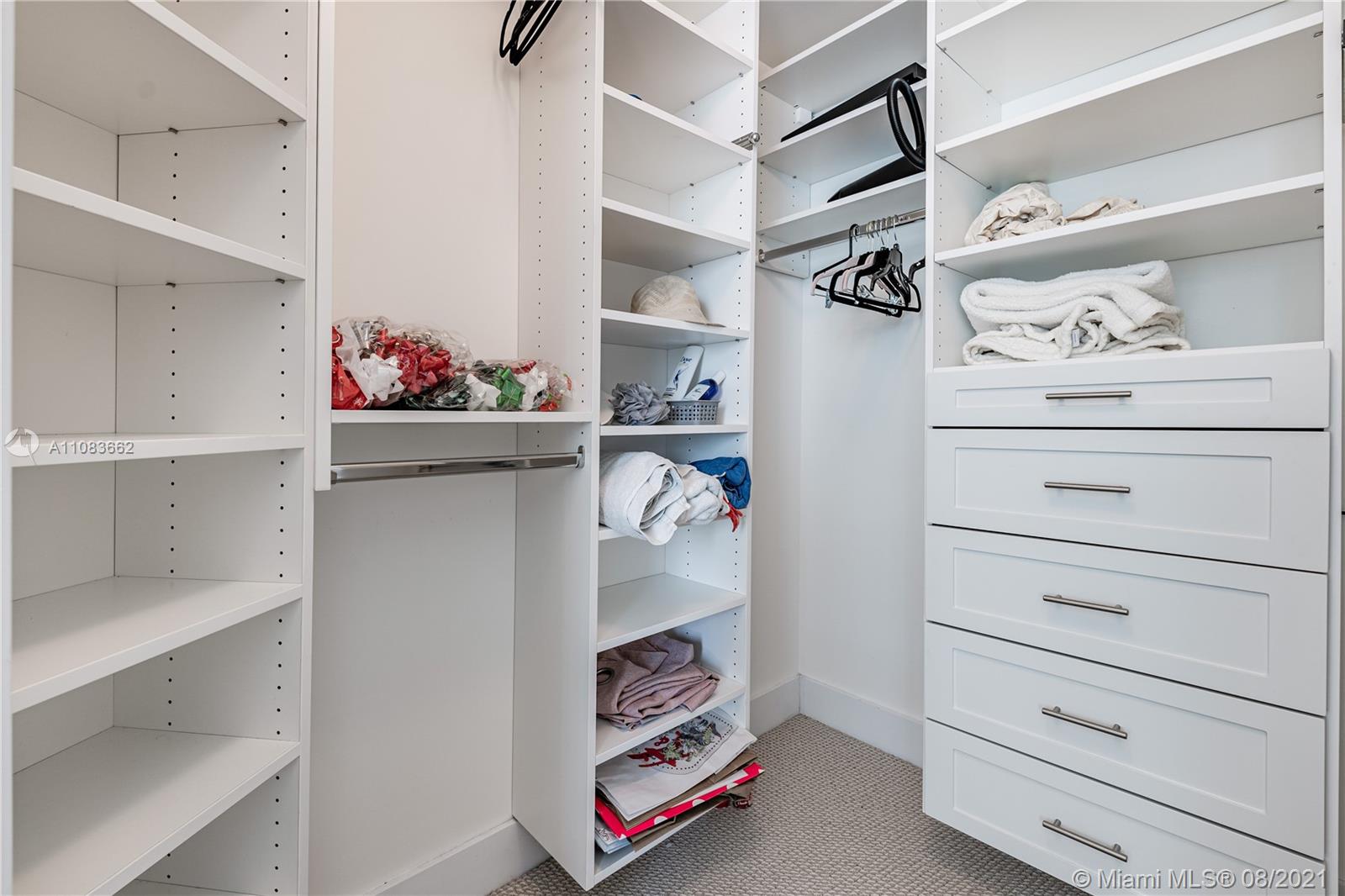 ST TROPEZ ON THE BAY III - Residential Lease