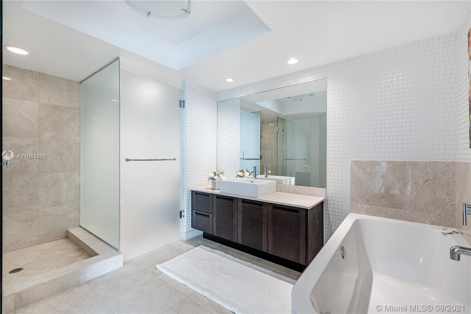 ST TROPEZ ON THE BAY III - Residential Lease