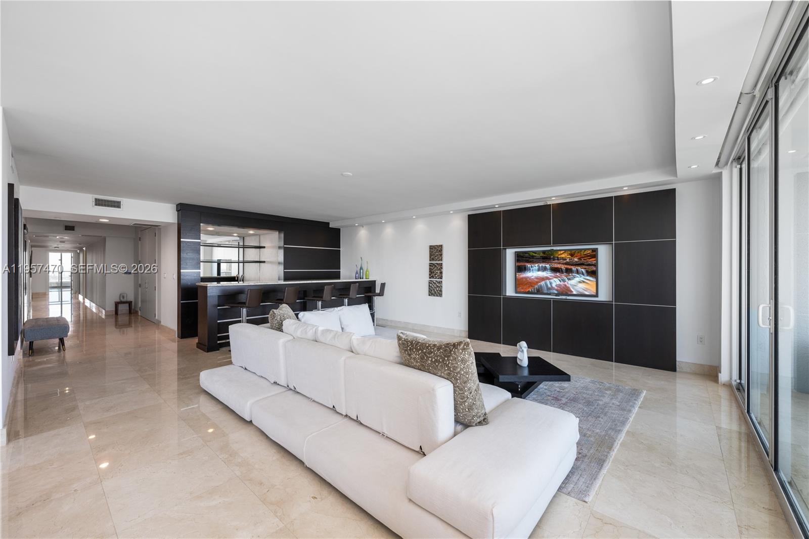 THE PENINSULA CONDO - Residential