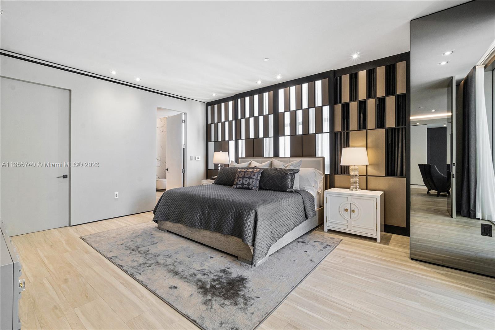 BAL HARBOUR NORTH SOUTH C - Residential