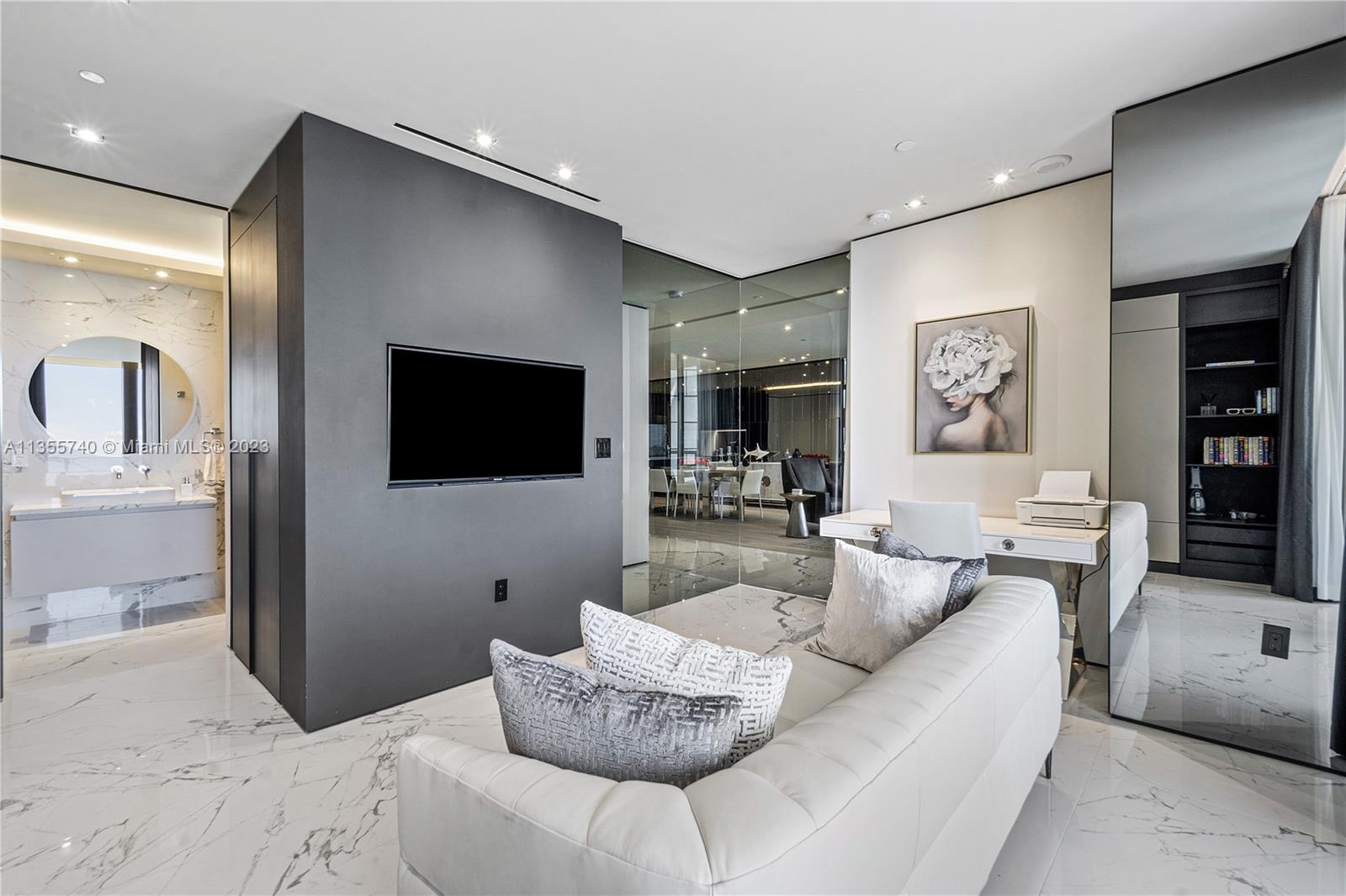 BAL HARBOUR NORTH SOUTH C - Residential