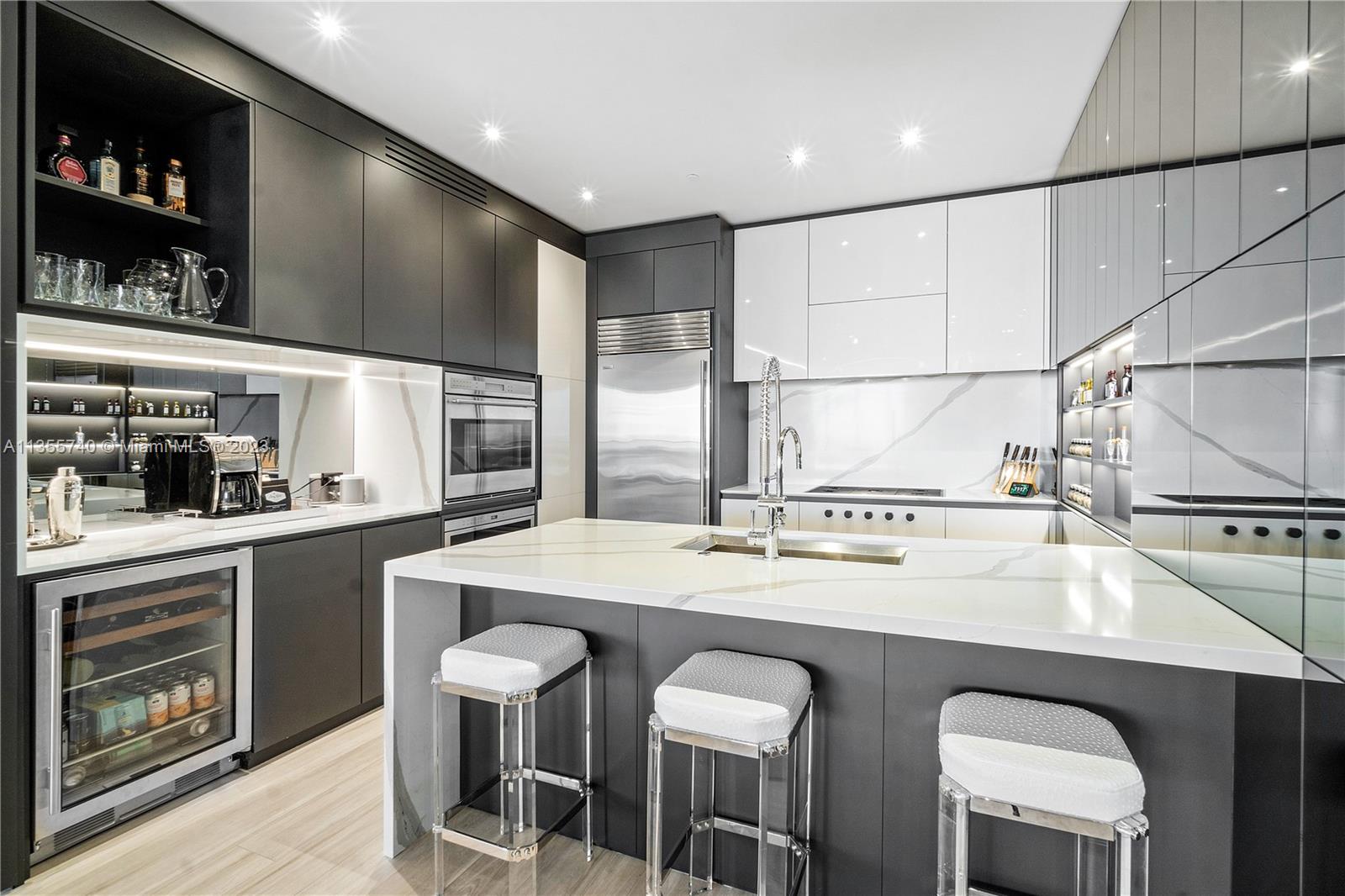 BAL HARBOUR NORTH SOUTH C - Residential