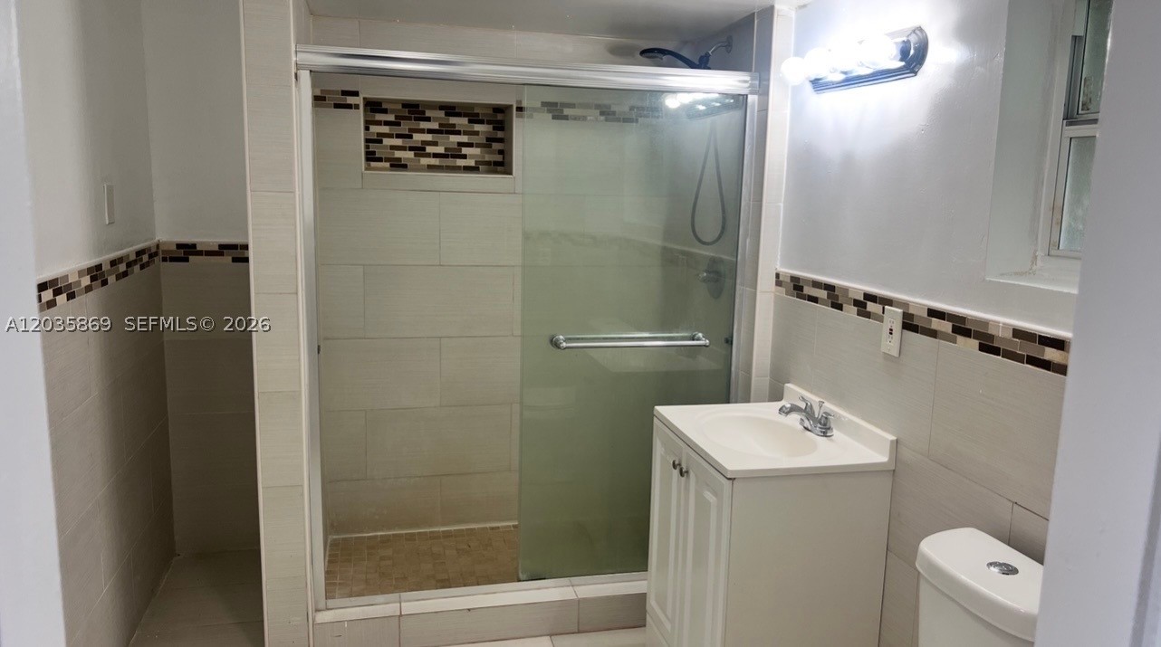 325 NW 56th St