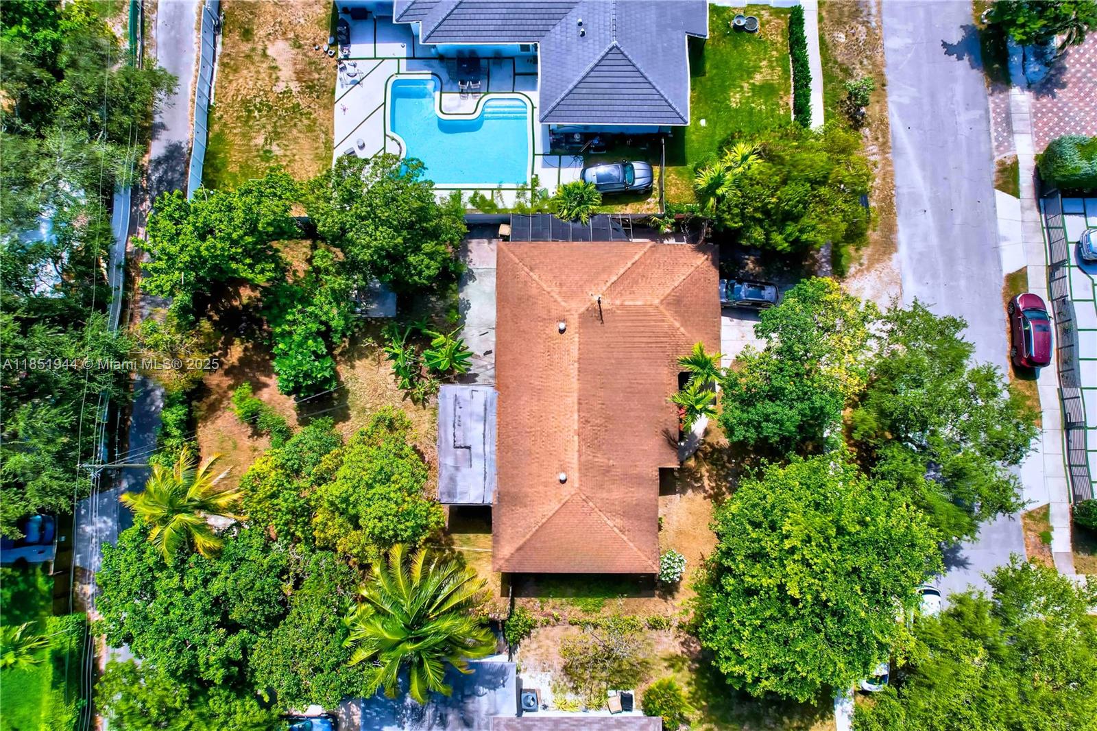 1420 NE 137th St