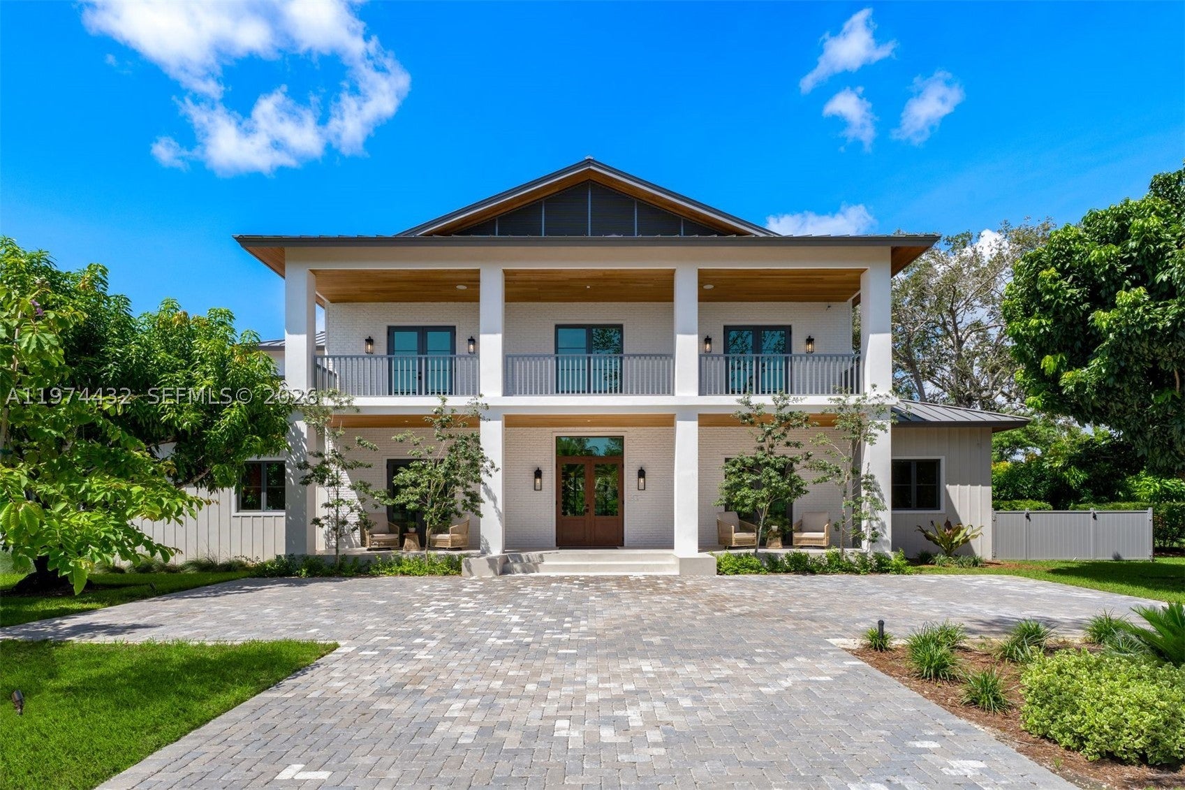 8901 SW 120th St, Miami, FL, 33176/$5,349,000 1 8901 SW 120th St