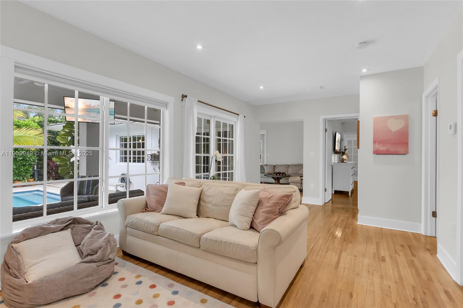 C GABLES COUNTRY CLUB SEC - Residential