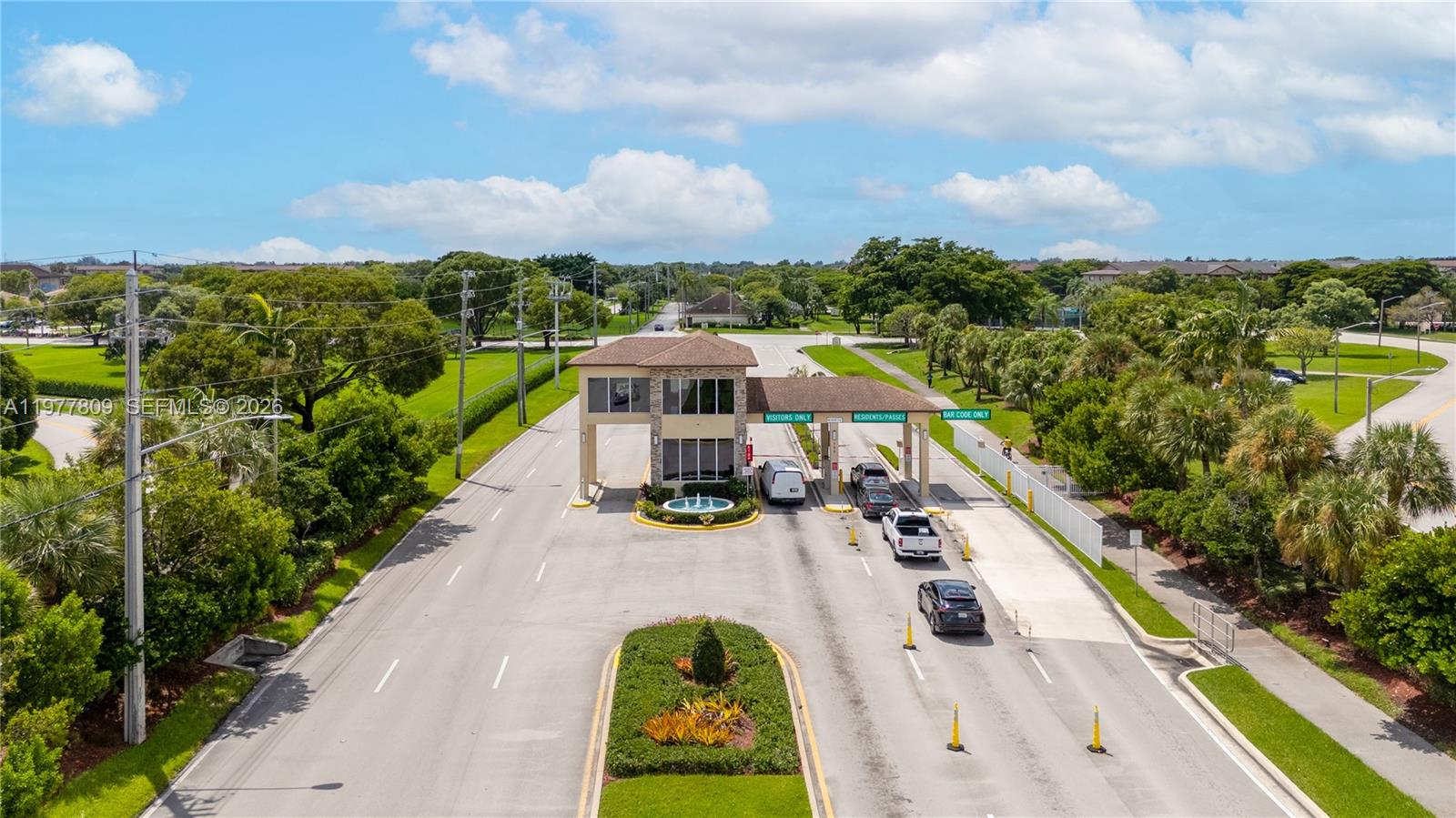 CAMBRIDGE AT CENTURY - Residential