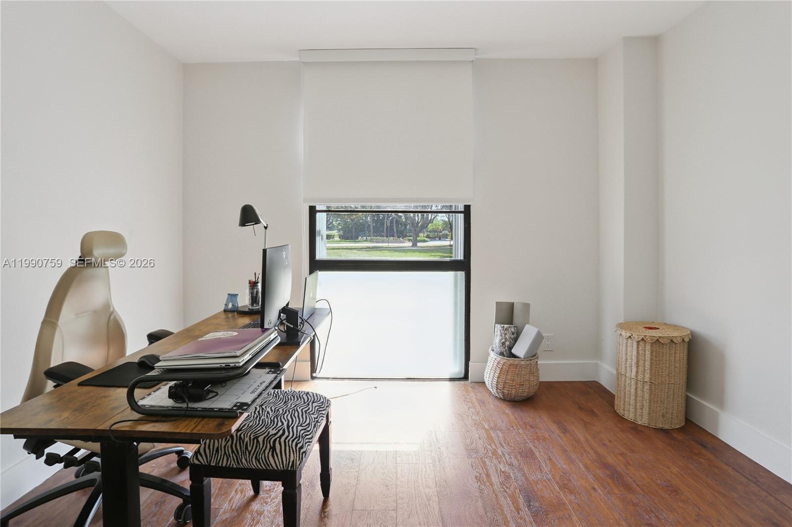 BRAVURA II CONDO - Residential