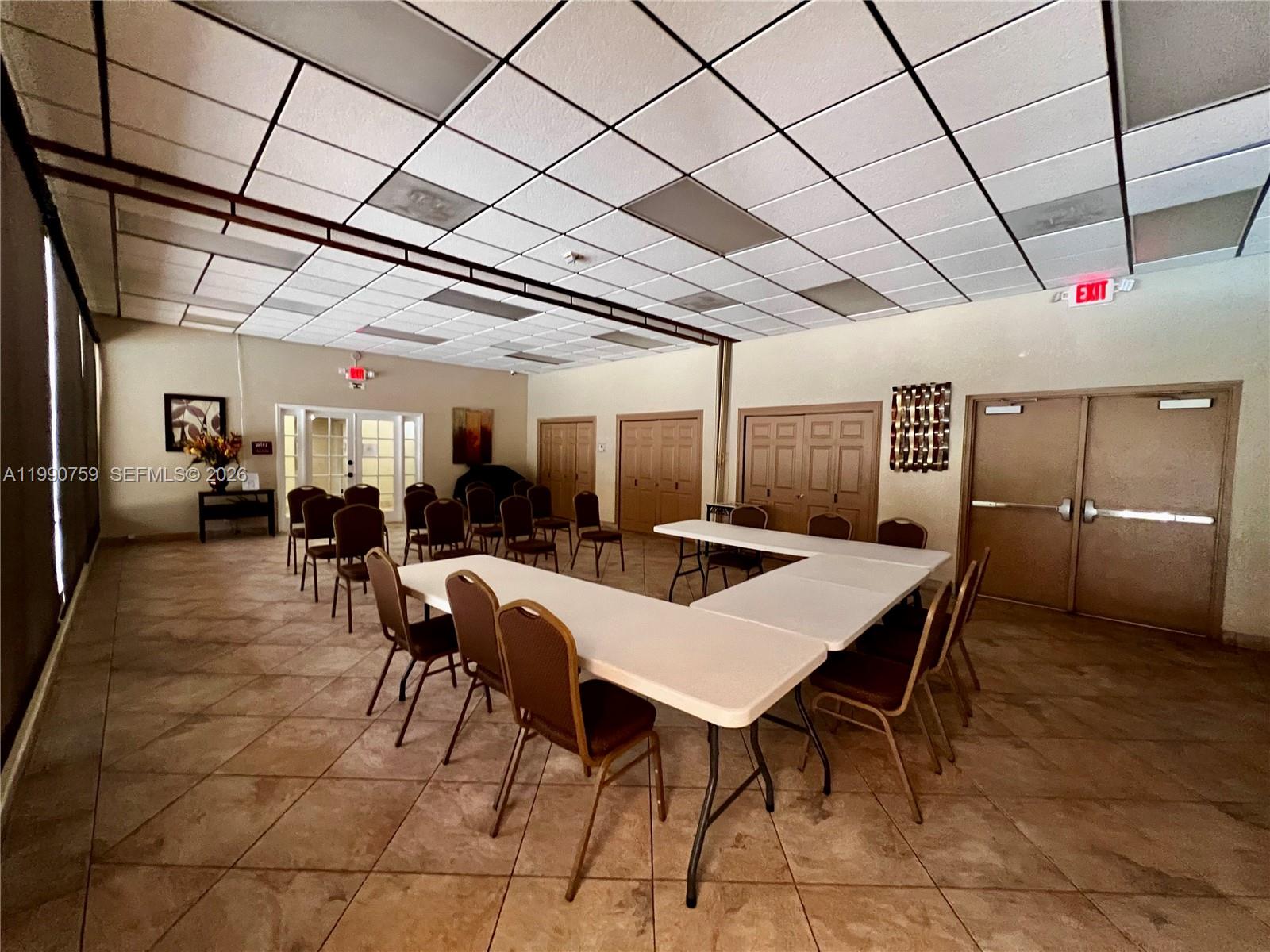 BRAVURA II CONDO - Residential