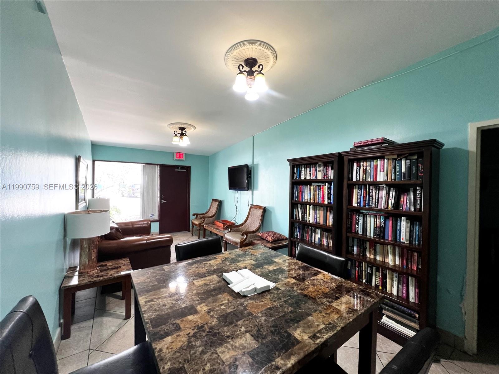 BRAVURA II CONDO - Residential